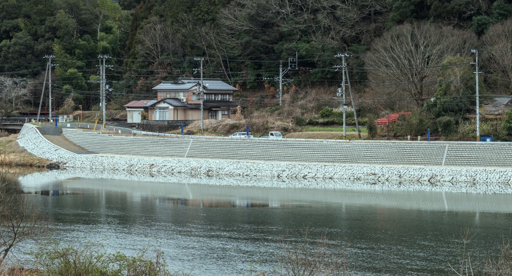 土木工事の建設現場の写真